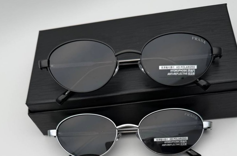 عینک آفتابی PRADA